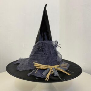HAT WITCH WITH GRASS