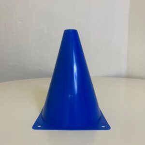 TRIANGLE CONE (S) 6" 18CM/EACH