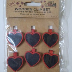 WOODEN CLIPBOARD HEART SHAPE 6PCS/CARD
