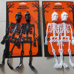 PLASTIC SKELETONS 2PC/CARD