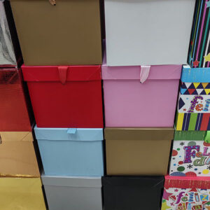 GIFT BOX PLAIN FOLDABLE (L) 22X22X22CM/E