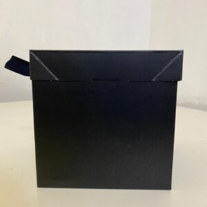 GIFT BOX PLAIN FOLDABLE (S) 151X15X15CM/