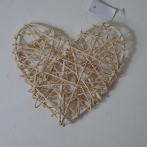 RATTAN HEART 18CM/EACH