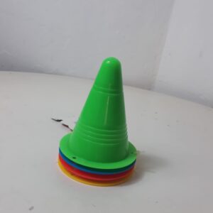 PLASTIC CONE TRAINGLE BEISE 4PC/PK 971/P