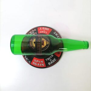 SPIN THE BOTTLE GAME 18X21CM/EACH
