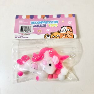 SQUEEZE ME TOYS UNICORN +-60G 10CM/EACH