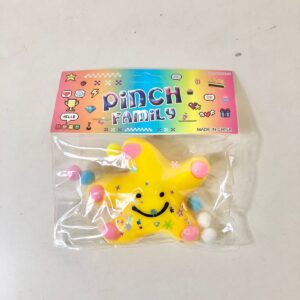 SQUEEZE ME TOYS STAR +-60G 8CM/EACH
