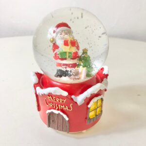 SNOW GLOBE SANTA D8XH12CM/EACH