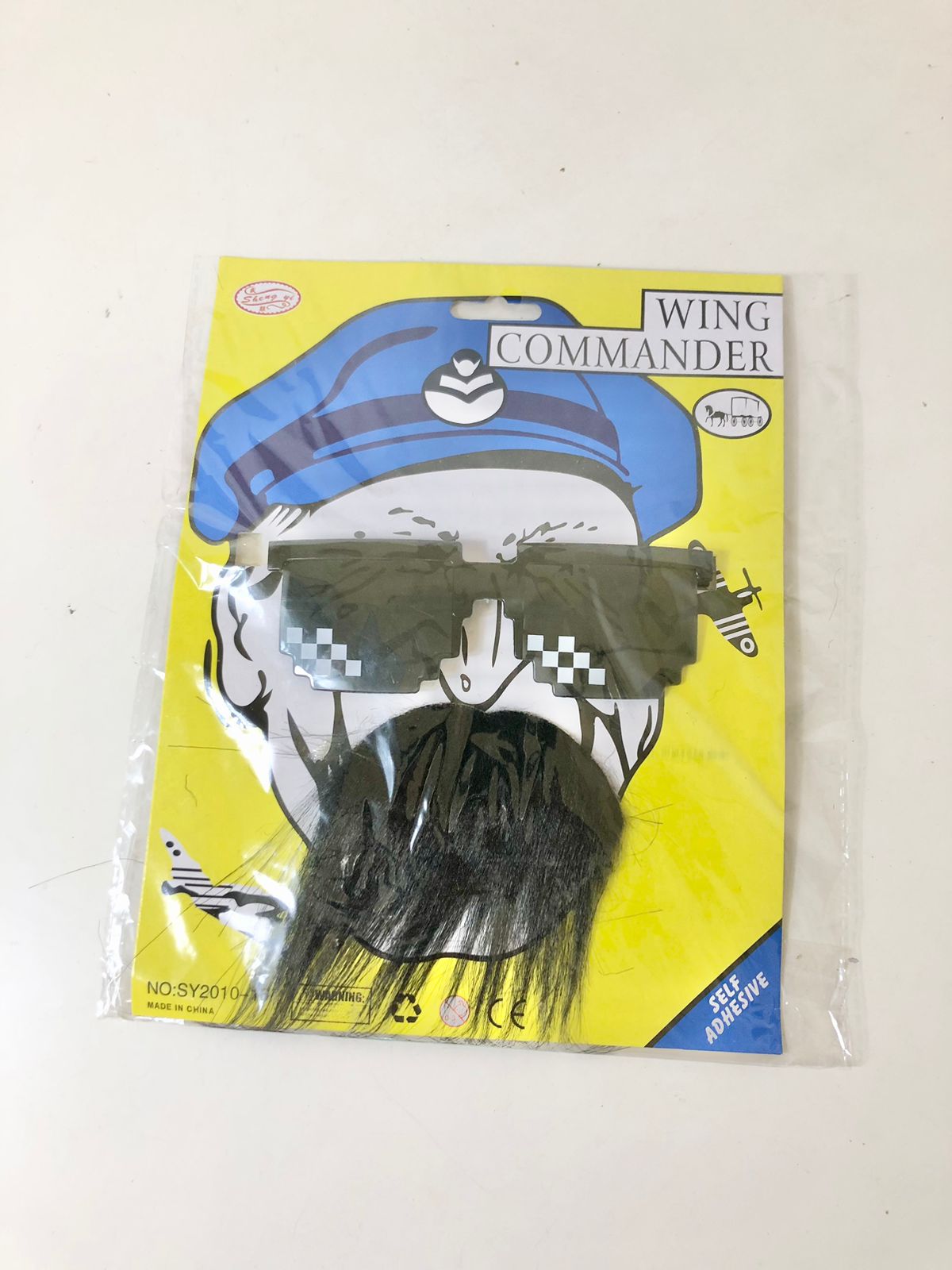 PARTY MUSTACHE+GLASS WING COMMANDER/SET | Evermore ZA