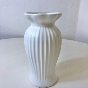 VASE PLASTIC WHITE STRIPED 8.5X18.5CM/EA