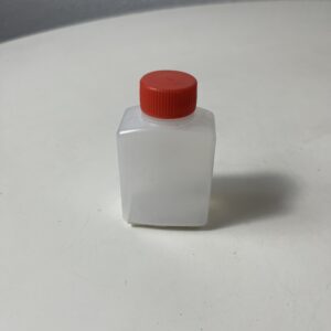 PLASTIC BOTTLE WITH RED LID 30ML/EACH