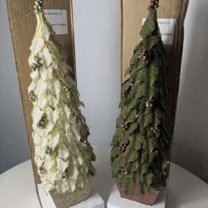 XMAS TREE ARTIFICIAL LIGHTUP BERRIE 60C