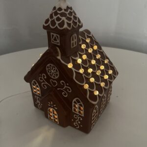 CERAMIC B/O GINGERMAN HOUSE +-22CM/EACH