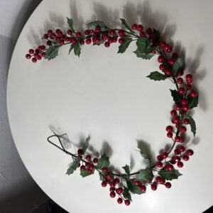 ARTIFICIAL GARLAND BERRY+LEAVES L1.3M/E