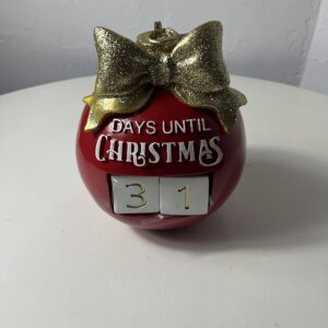 RESIN DECO BALL CALENDER 17.6X14X21.4CM